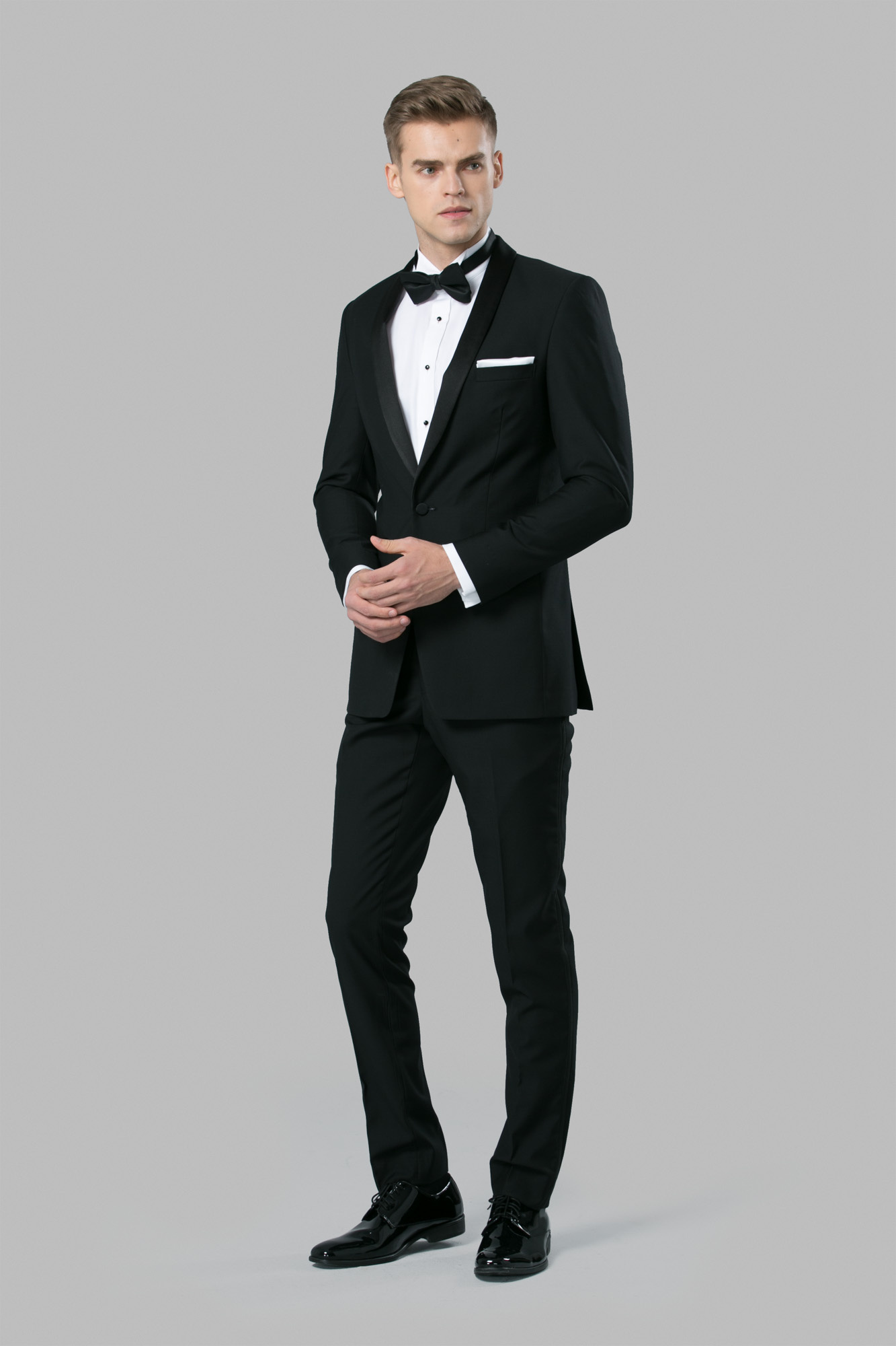 White tuxedo jacket 2024 with black shawl lapel